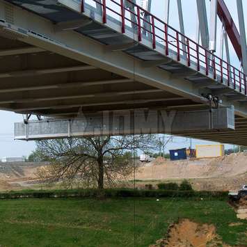 Aluminium hangbrug voor brugonderhoud - Building Maintenance Unit