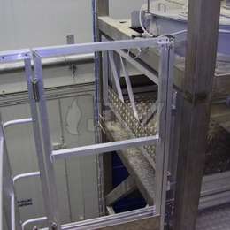 Aluminum gate on a working platform