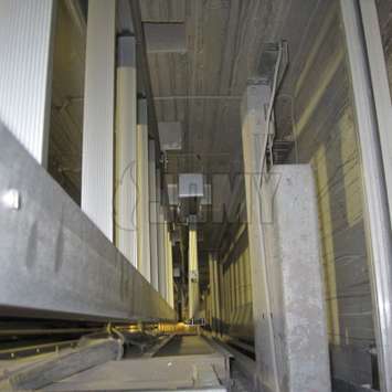 JOMY - mini installed in a elevator shaft